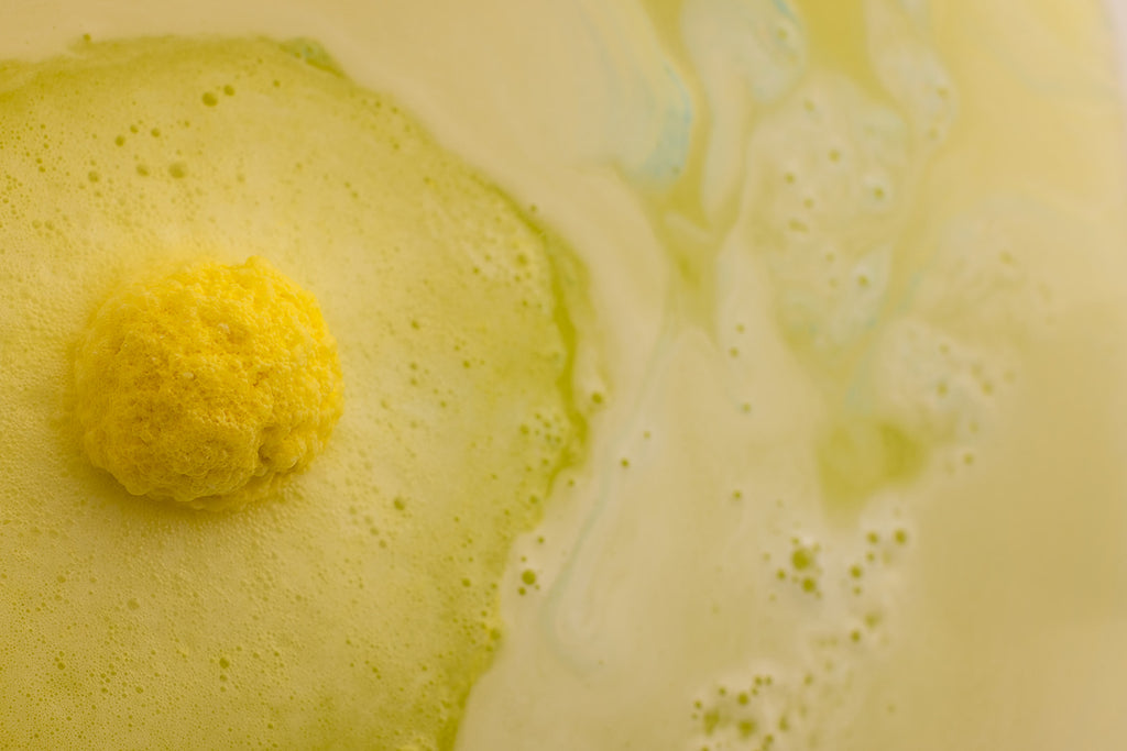 Island Nectar Bath Bomb